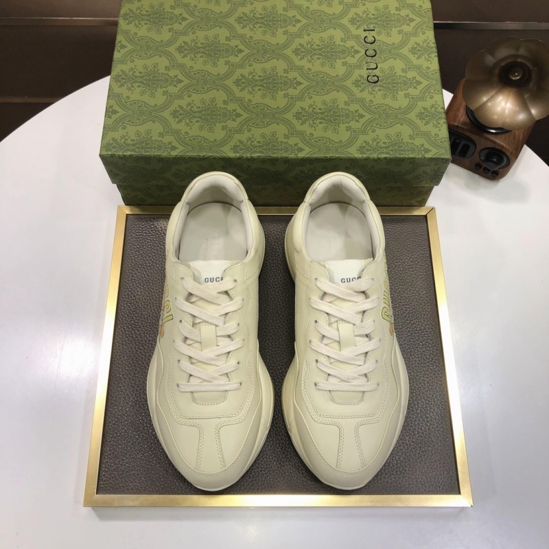 G*u*i casual shoes